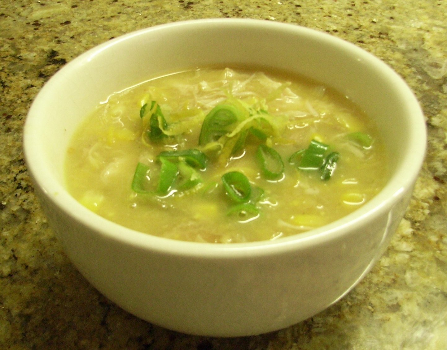 CHICKEN AND CORN CHOWDER