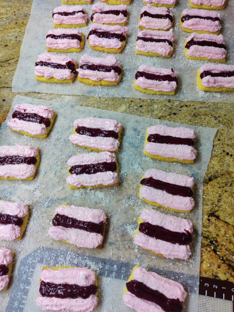 marshmallow and jam piping finished